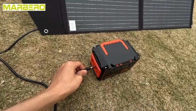 MARBERO ソーラーパネル 100W Amazon.com : MARBERO 100W Portable Solar Panel 100 Watt