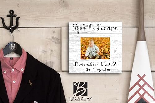 Miniatura 3 de Broad Bay Alternativa al marco de bebé recién nacido, regalo de nacimiento personalizado, sube una foto o foto, con detalles de nacimiento