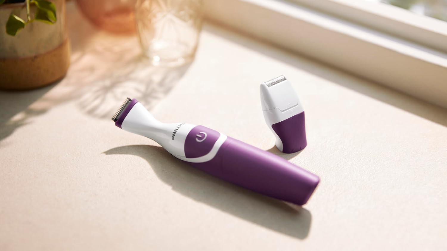 Philips Depilador Elétrico Feminino para Pelos Intimos, com Cabeças de Corte e Pentes, BRT383/15 em promoção! Veja a oferta e mais achadinhos de Depilação 6 Hoje é o melhor dia para comprar Philips Depilador Elétrico Feminino para Pelos Intimos, com Cabeças de Corte e Pentes, BRT383/15 com aquele preço maroto! Promoção! Aproveite a oferta! 6