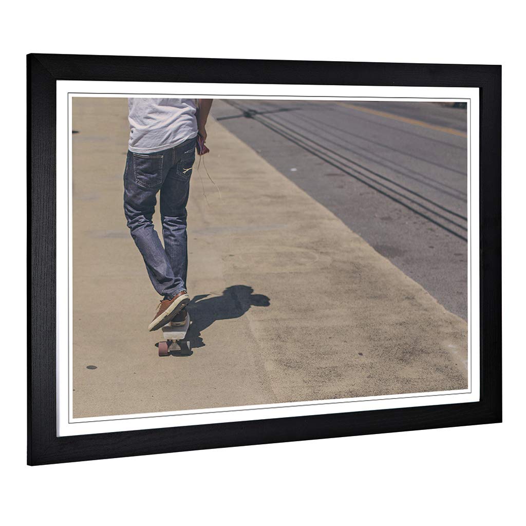 Big Box Art Framed Print of Skateboarder Design | Wall Art Picture | Home Decor for Kitchen, Living, Dining Room, Lounge, Bedroom, Hallway, Office, Black, A2 / 24.5x18 Inch / 62x45cm