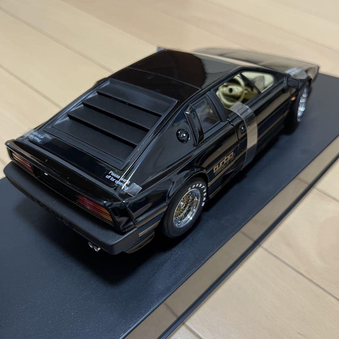 AutoArt 1/18 Lotus Esprit Turbo Black Diecast Car: Amazon.de: Toys