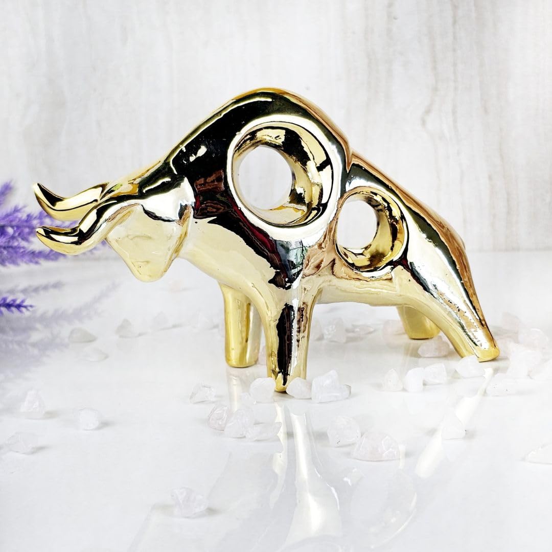 1 Pc Ceramic Bull Decorative Showpiece – Modern Art Figurine for Home Décor, Office Desk, Living Room, Bedroom, Table Decoration, Showcase Accent & Gifting Purpose (Golden)
