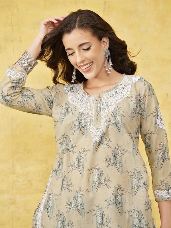 Image of Ada Hand Embroidered Lucknowi Chikankari Muslin Kurta Set for Women A811267