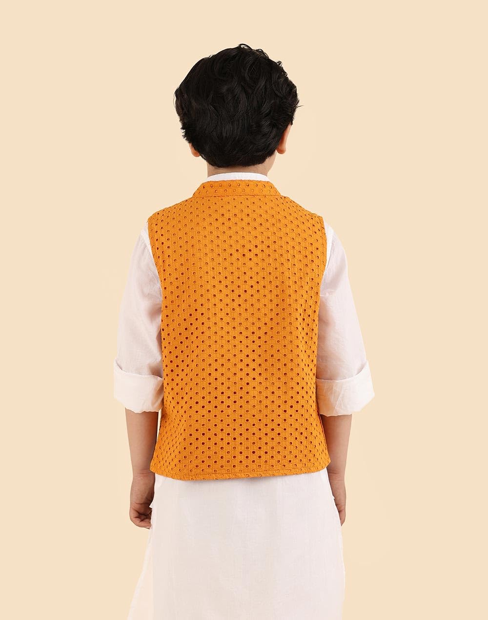 Fabindia Giacca Nehru con colletto alla coreana ricamato senape