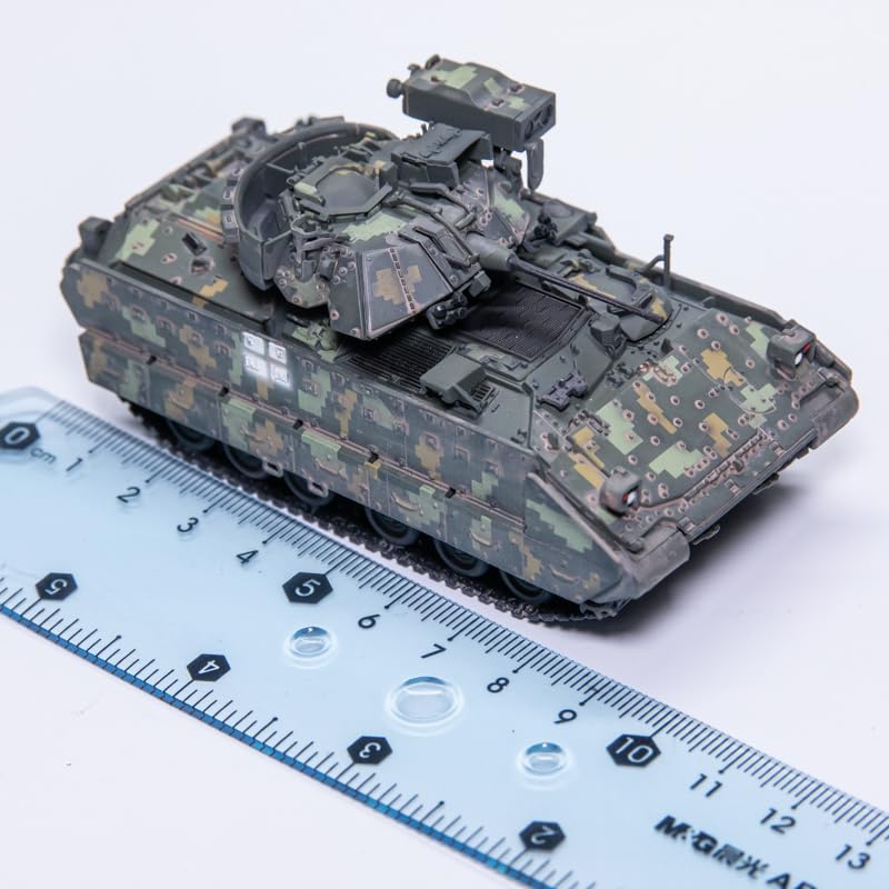 Amazon.co.jp: 1:72 完成品 ウクライナ for ドラゴン UKRAINIAN M2A2