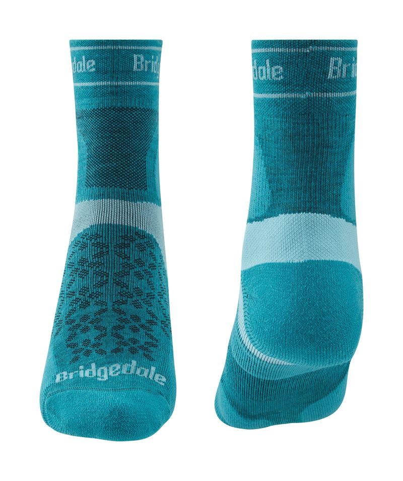 Image of Bridgedale womens Trail Run Ultralight T2 Merino Performance Crew