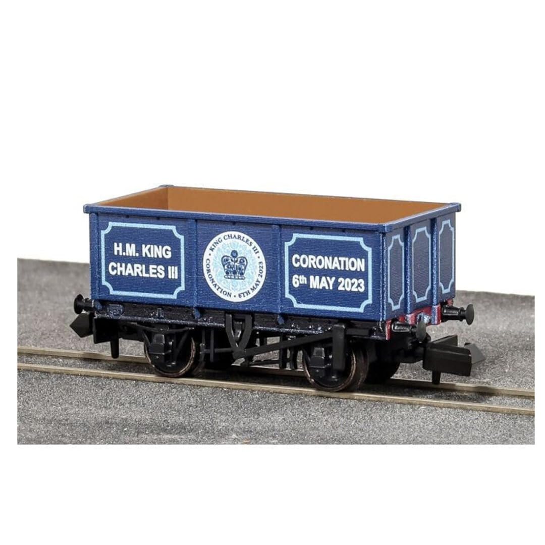 Peco NR-1500HMK Iron Order Tipper Wagon CHARLES III CORONATION 2023 N Gauge