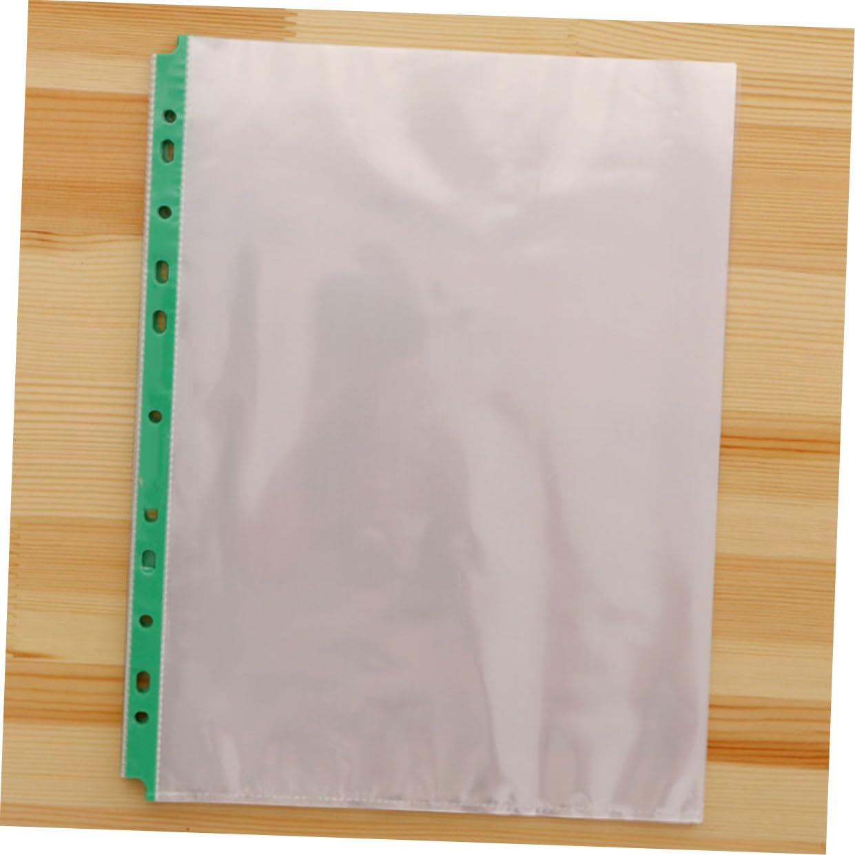 Lot de 100 Protège-Feuilles A4 Transparents Perforés 11 Trous Protecteurs de Feuilles sans Acide Pochettes de Classement Colorées pour Documents Bureau École et Archivage