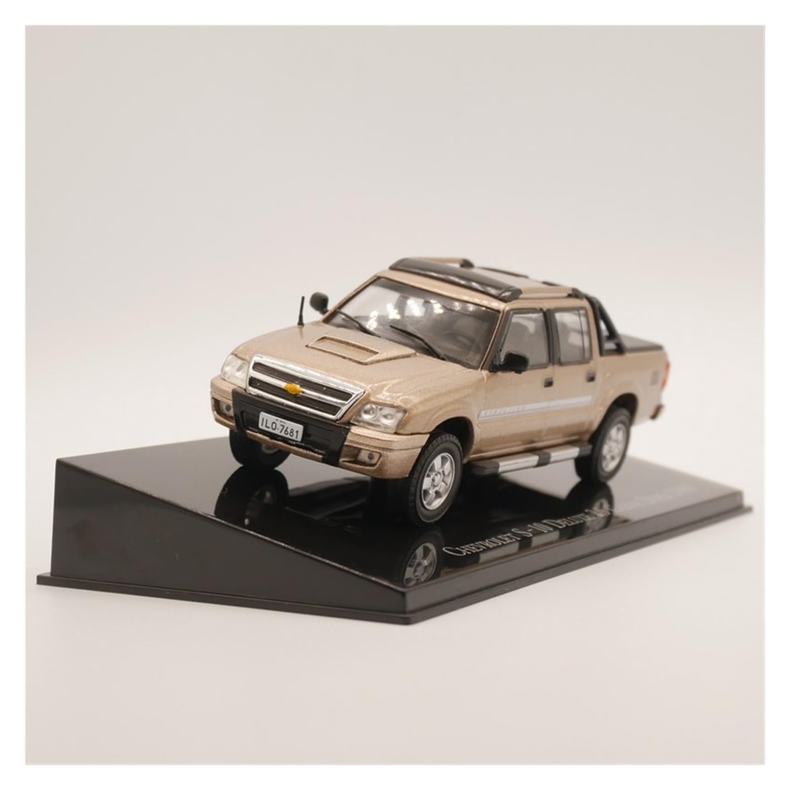 1 43 ​​Für Chevrolet S 10 Deluxe 2.5 2009 Classic Gold Pickup Truck Automodell Für Sammler Modellauto In Sammlerqualität