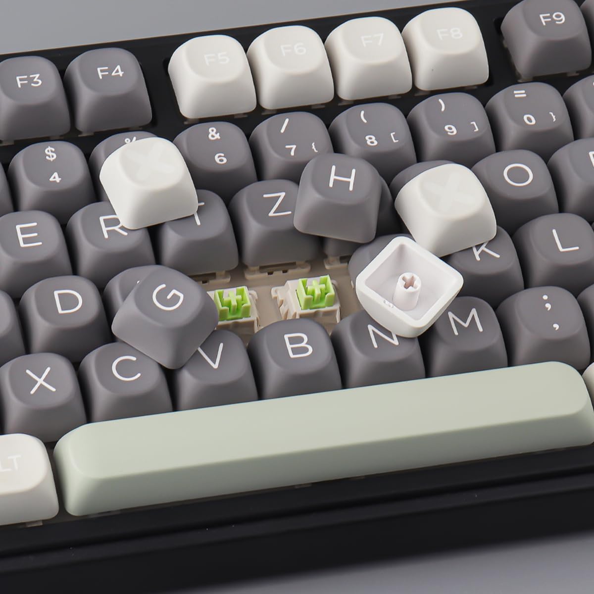 PBT Touches allemandes 131 touches Double Shot Profil MOA Minimaliste Rétro Blanc Gris Vert Touches personnalisées pour Cherry MX Switch ISO QWERTZ Clavier mécanique