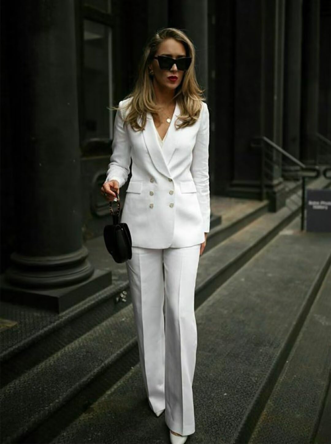 Women's Two Pieces Business Suit Double Breasted Jacket and Pants Shawl Lapel Tuxedos