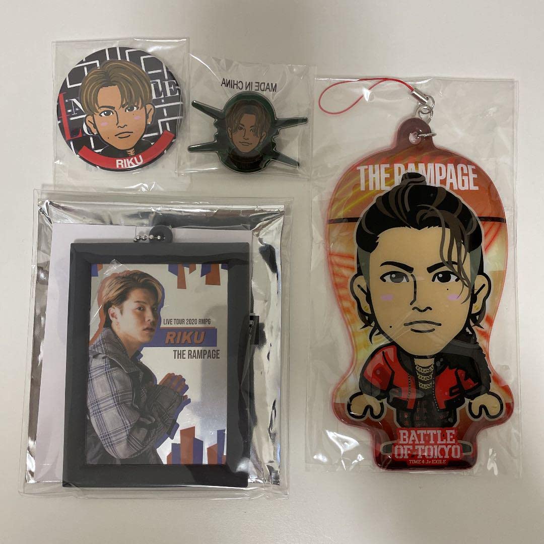 Amazon.co.jp: THE RAMPAGERIKU ミラーキー 缶バッジ クリーナー 