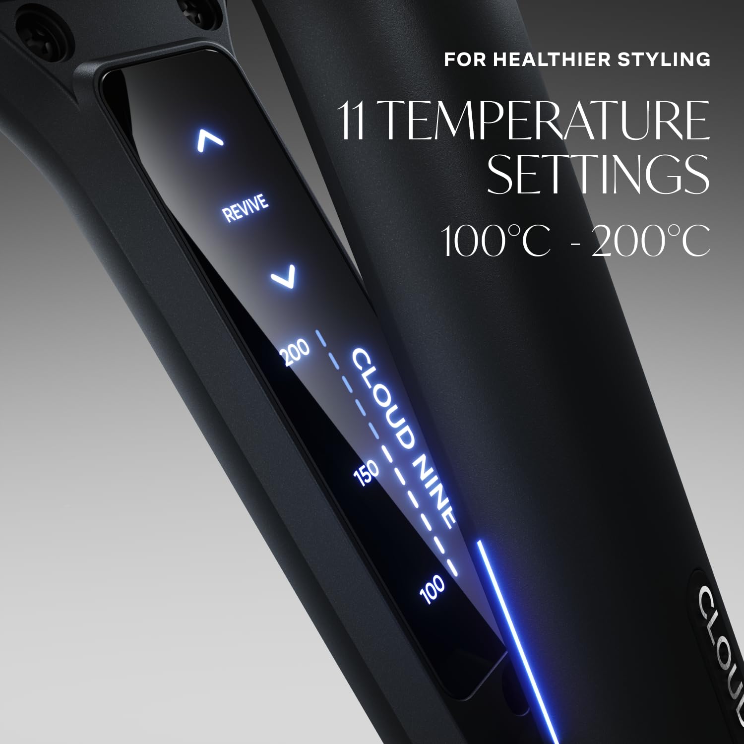 Cloud Nine The Wide Iron czarna prostownica do włosów z szerokimi płytkami Sericite, Revive Mode i 11 ustawień, do długich, grubych włosów i delikatnej, opanowanej stylizacji