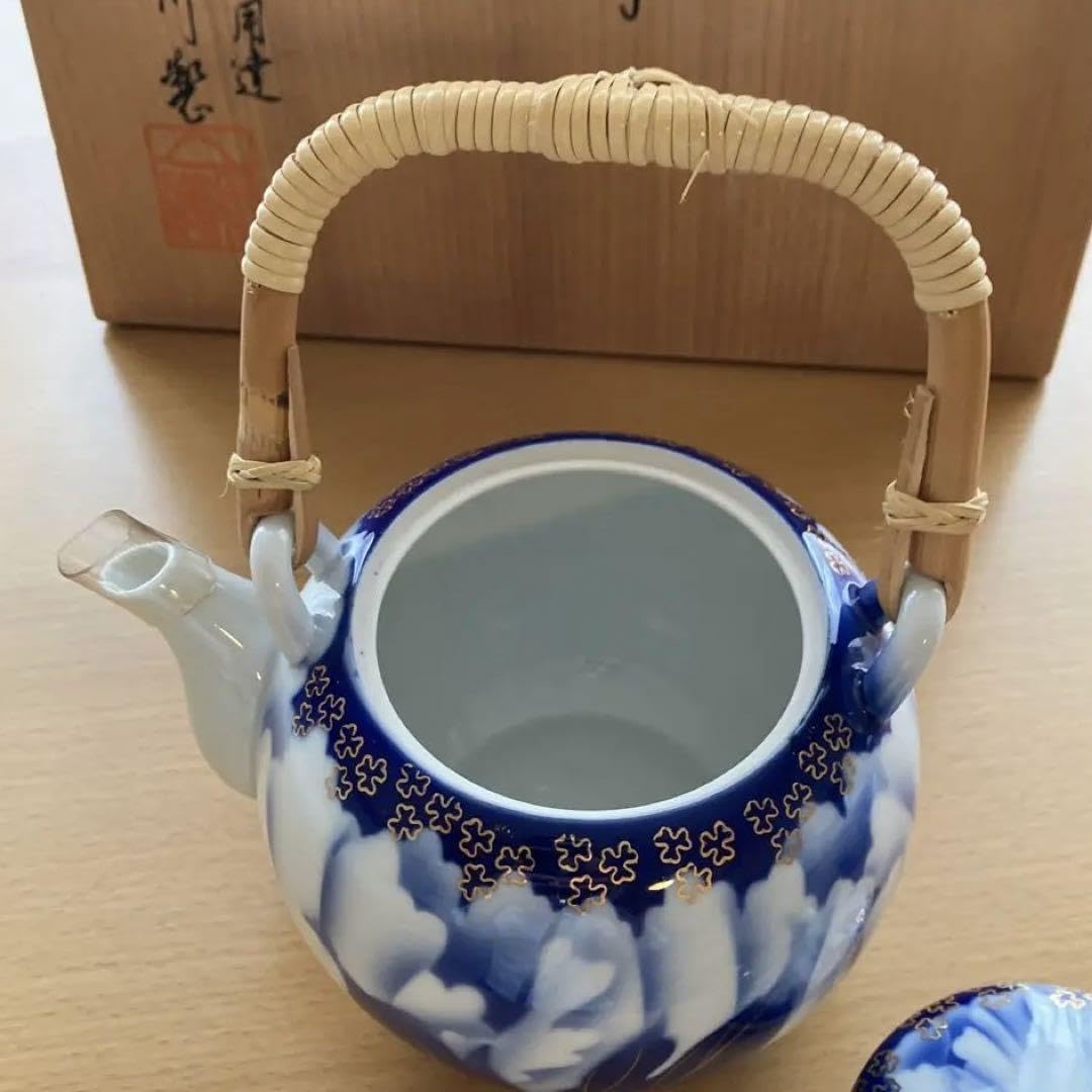 深川製磁　有田焼　蓋付汲み出し椀揃い　牡丹金ミル　五客　急須付き木箱入り Amazon.co.jp: 深川製磁 有田焼 蓋付汲み出し椀揃い 牡丹金ミル