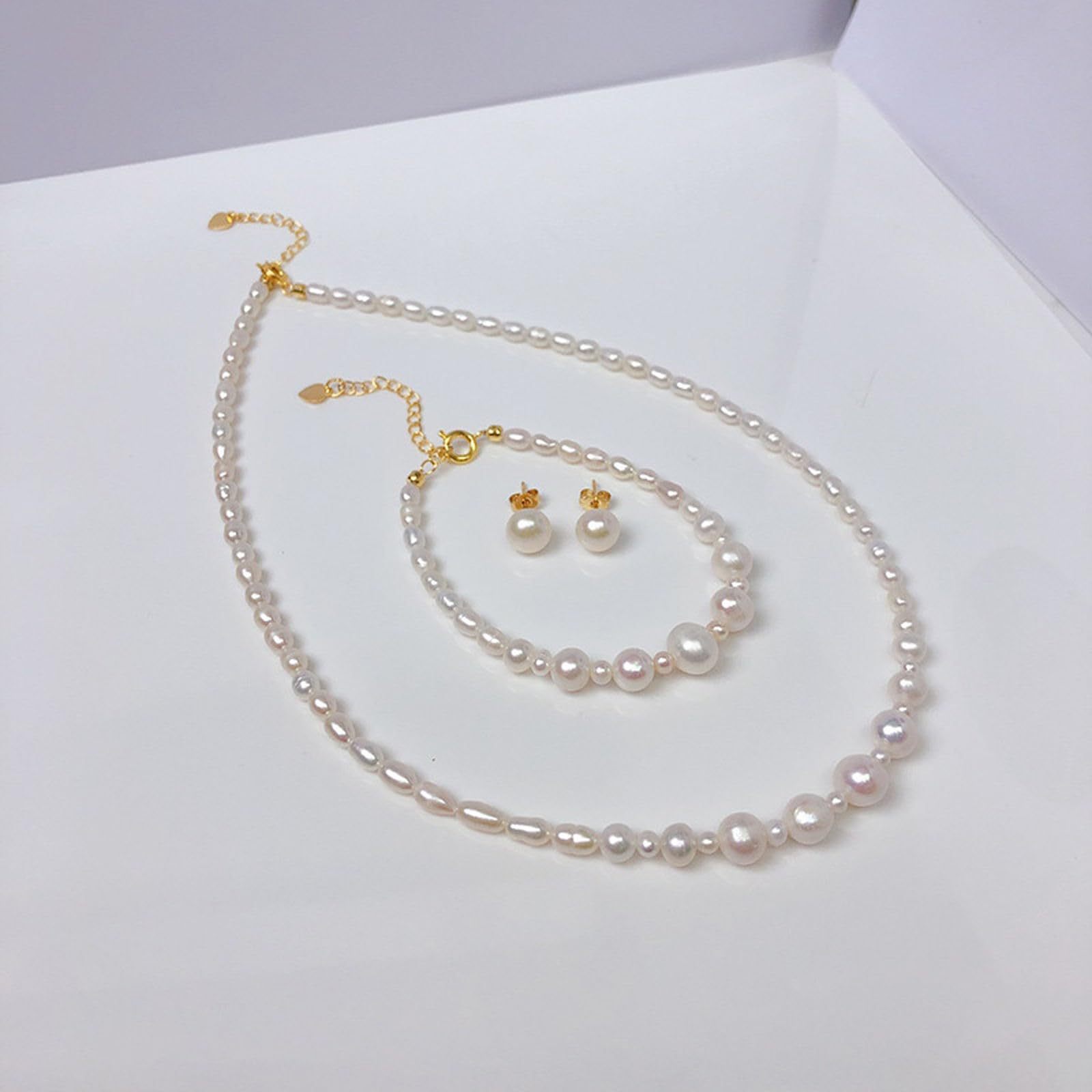 Il set di collana di perle coltivate d'acqua dolce include uno splendido braccialetto e un set di orecchini a bottone per donne, matrimoni, matrimoni, regali di Natale