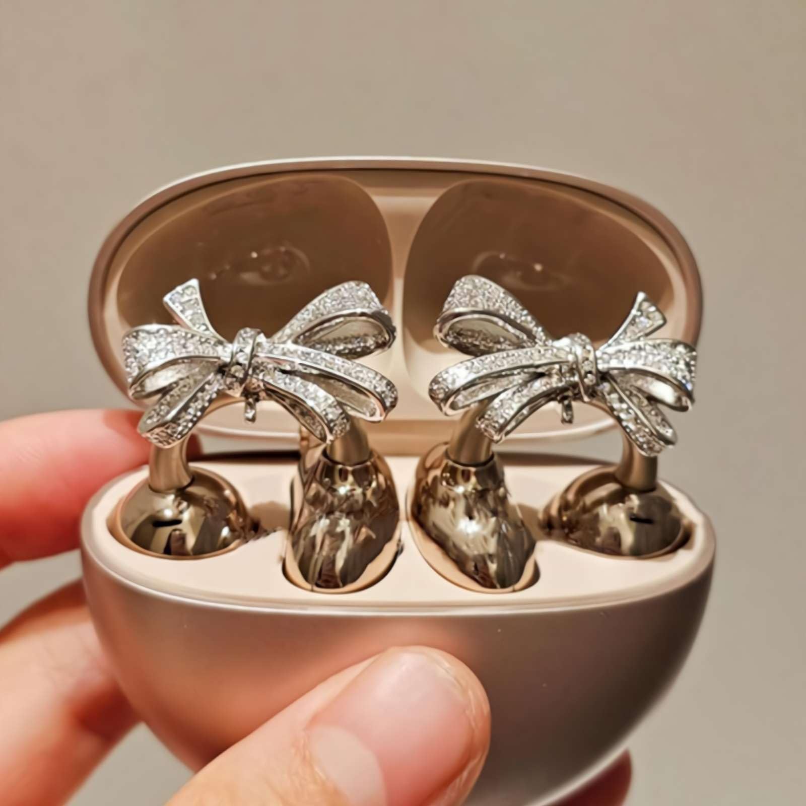 Rhinestone for Clip on Earbuds Open Ear,Clip On Earbuds Accessories,Earbuds Rhinestone Accessories,Elegant Zirconia Decorative Earphone Accessories,