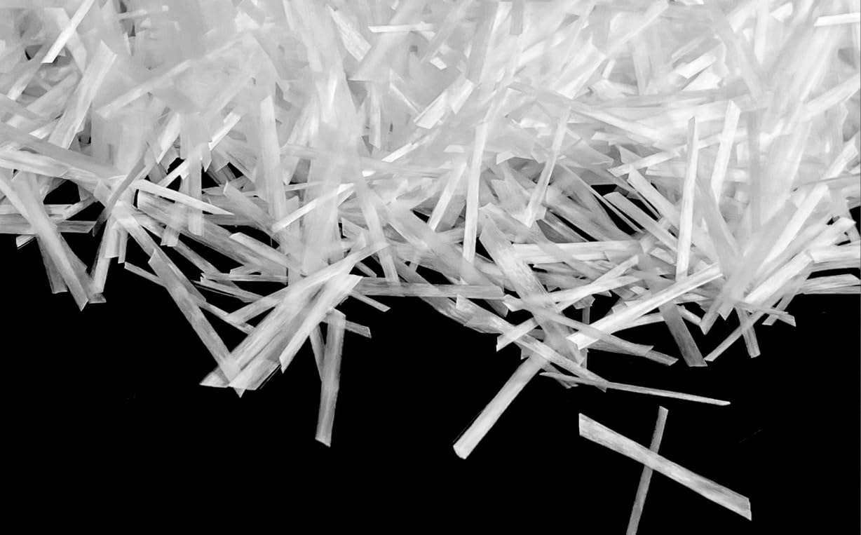 FIBRA DE VIDRIO AR PARA HORMIGÓN 13mm. FIBRA DE REFUERZO PARA GRC. Formatos: 1 kg / 3 kg/ 20 kg. (3)
