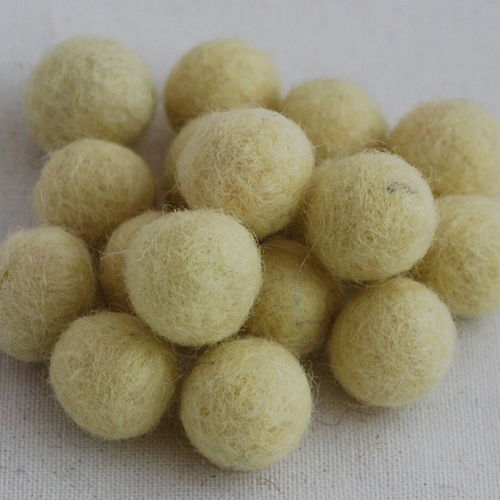 Oriental Direct Cream 100% Wool Felt Balls - 1.5Cm - 10 Felt Balls