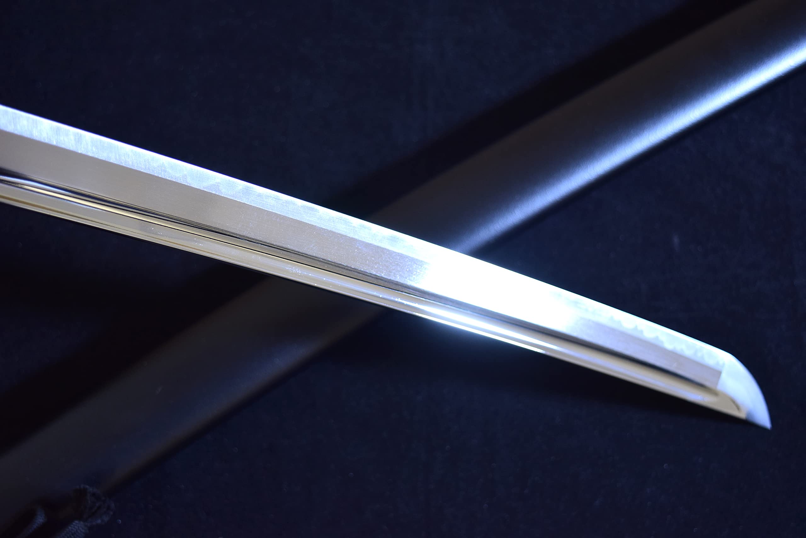 Amazon.co.jp: しのびや 高級居合刀 同田貫藤原正國 掻流し 二尺五寸