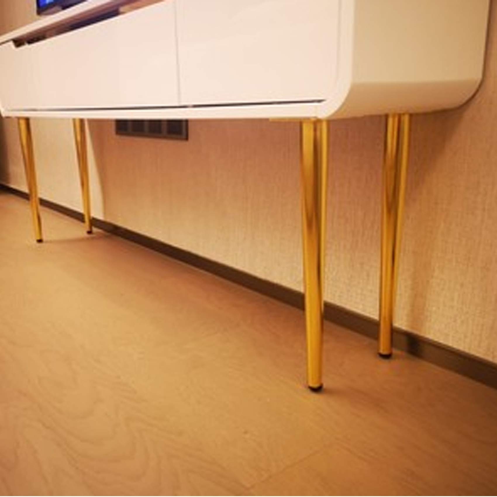 Set di 4 Gambe di Supporto per mobili, Gambe per divani, Piedini per armadi, Gambe per tavoli, Piedini per mobili TV, Piedini per mobili per tavolino, Gambe per mobili a Cono in Me