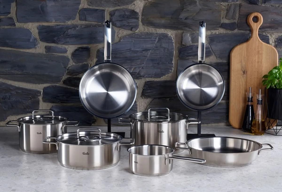Fissler Pure Collection Rustidera de 3,9 L y 24 cm de Diámetro, Acero Inoxidable, con Tapadera de Vidrio, Escala de Medición Interior, Inducción