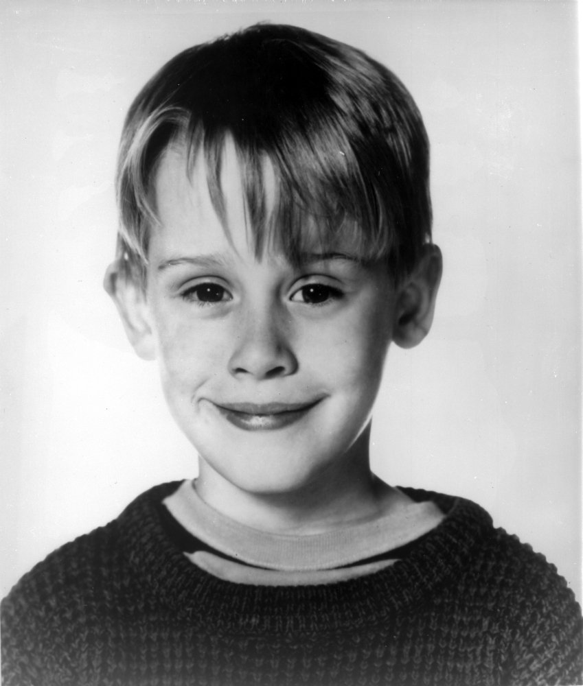 Buy Publicity still of Macaulay Culkin for Home Alone 2 Photo Print (8