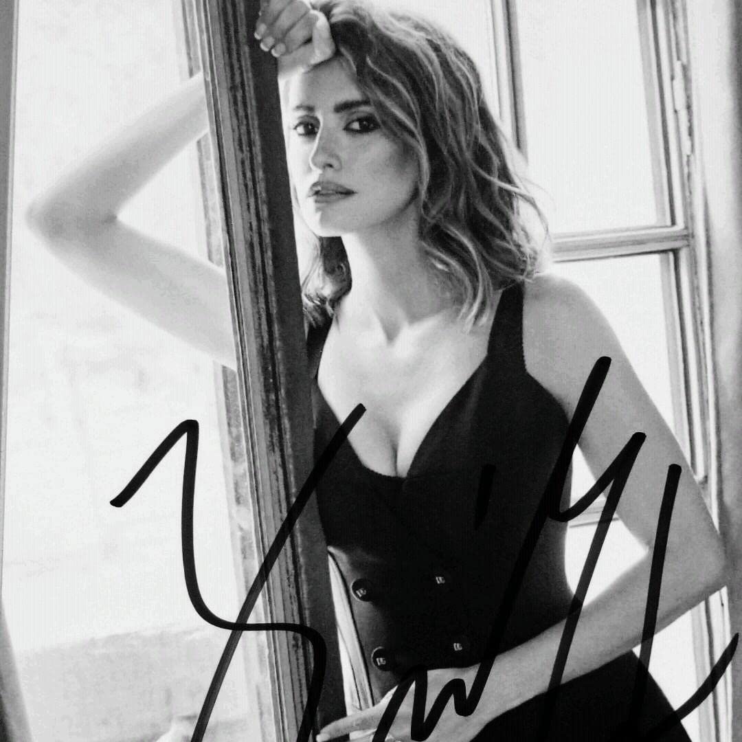 セール…ペネロペ・クルス直筆サイン入り2Lサイズ写真…Penélope Cruz セール…ペネロペ・クルス直筆サイン入り2Lサイズ写真…Penélope Cruz