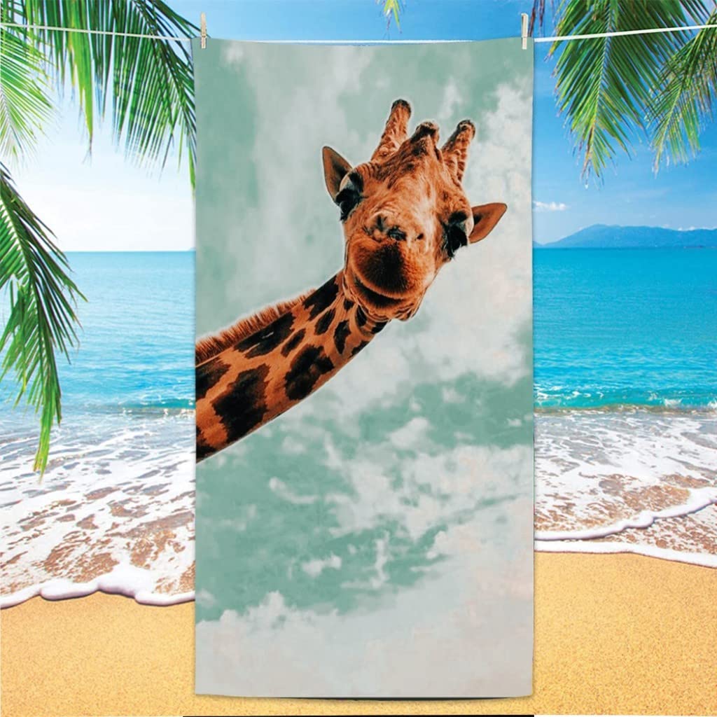 FJQWKLF Simpatico telo da mare con motivo giraffa per adulti e bambini, coperta compatta per piscina senza sabbia per viaggi all'aperto in vacanza, 31,5 x 63 pollici