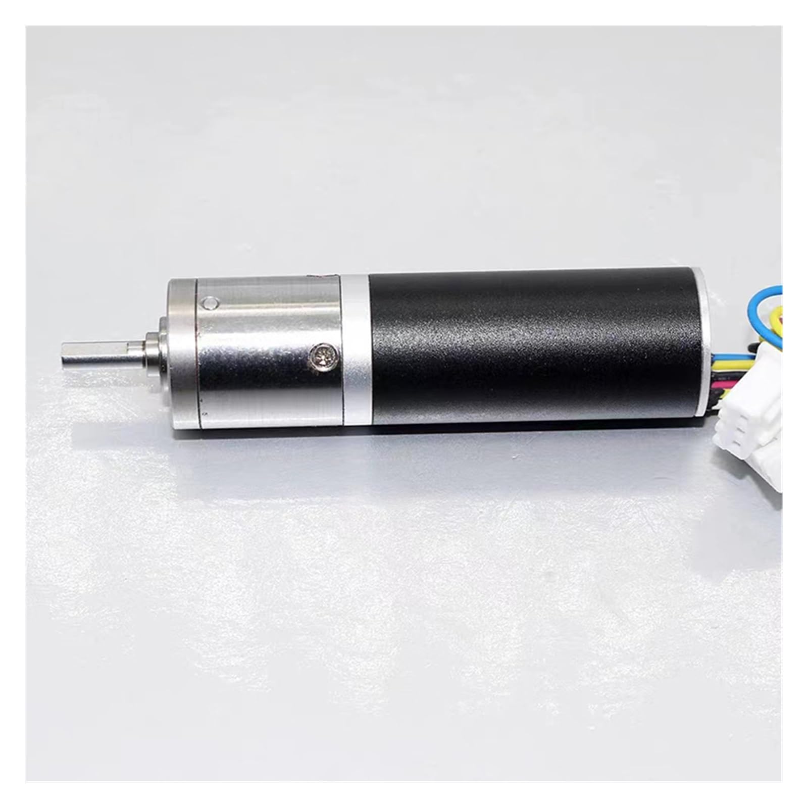 Moteur sans noyau haut de gamme 16mm 12V 76rpm à couple ultra stable