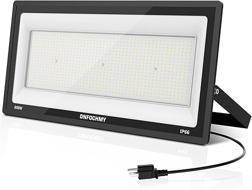 Onfochmy Luces LED de inundación para exteriores, 15000 lúmenes, 150 W, 100 277 V, luz LED exterior con enchufe, luz blanca diurna de 6000 K, IP66