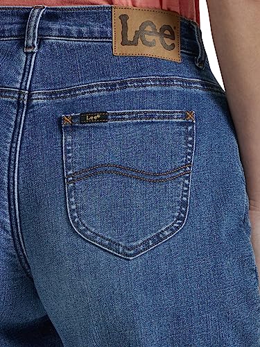 Image of Lee Women's Petite Relaxed Fit Straight Leg Jean