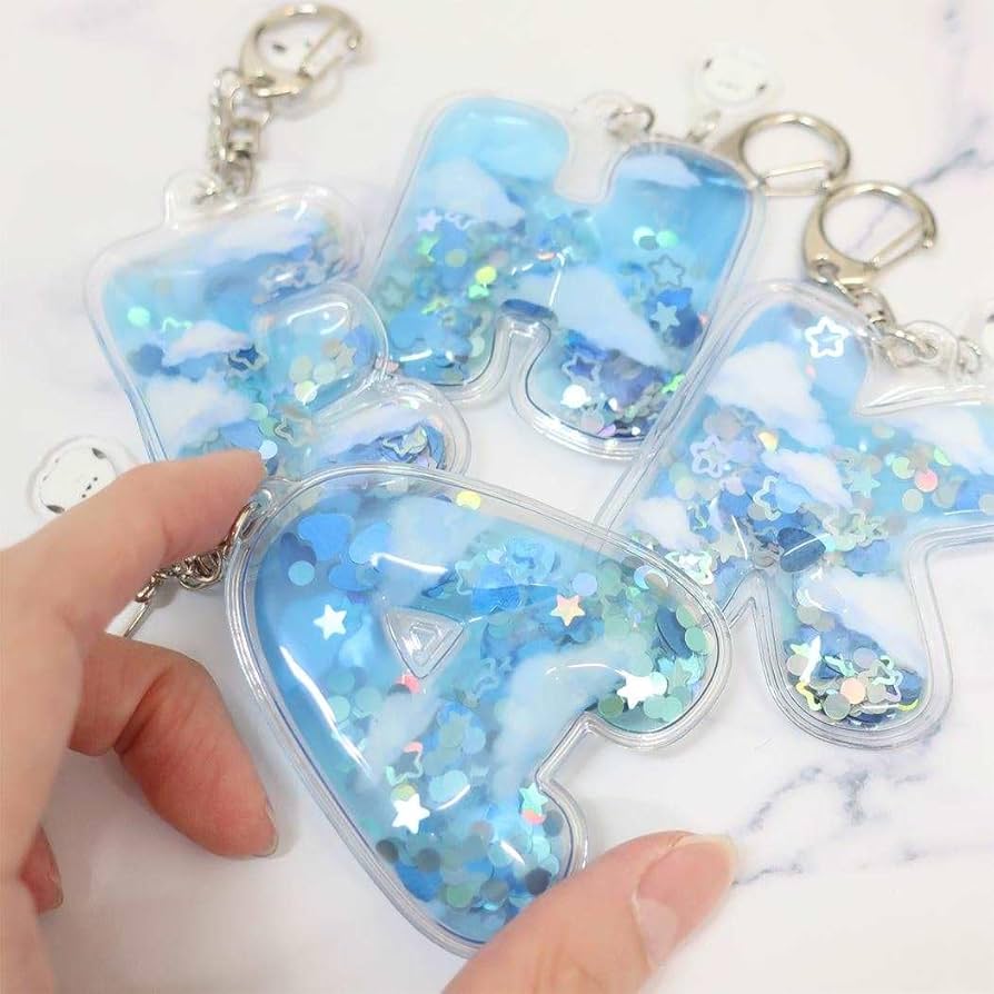 ELLY グリッターキーホルダー　白LOVE ゆなち💜🪽KOGYARU専属モデル💜 | . ▶︎セットアップ