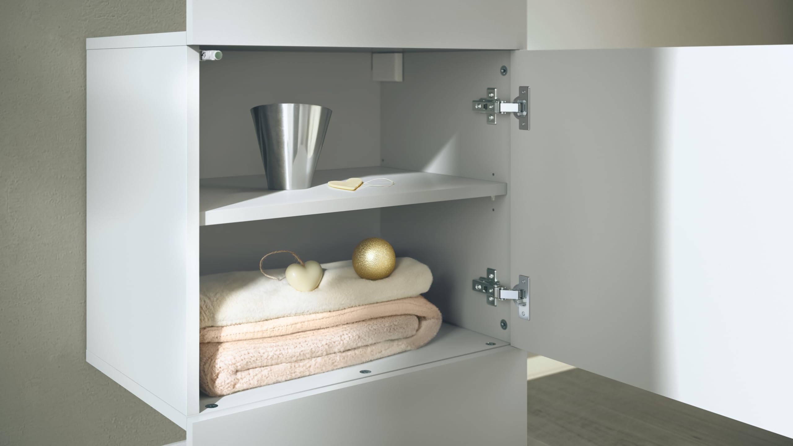 Vladon Garderobe Carlton Neo, Wandgarderobe aus Flur-Paneel mit Spiegel, Kleiderstange & Wandschrank, Weiß matt (52 x 193 x 35 cm)