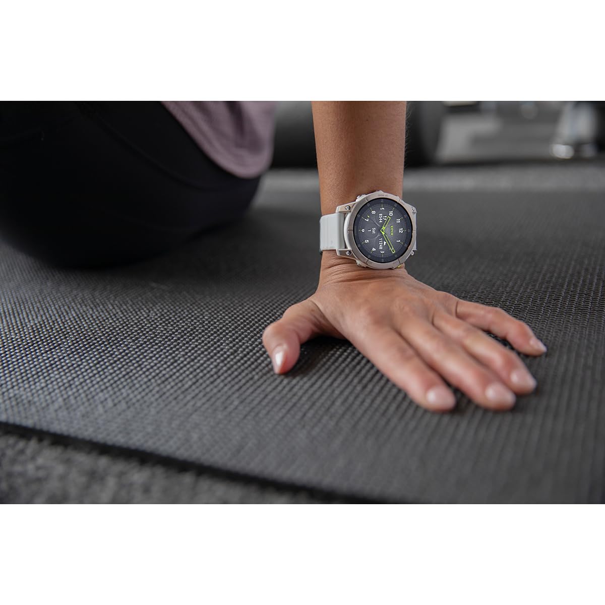 Garmin EPIX(TM) SAPPHIRE TITAN 010-02582-21 Smartwatch