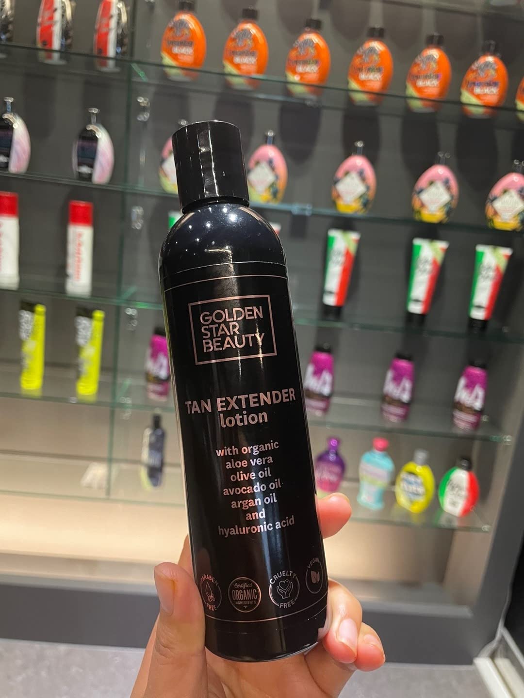 GOLDEN STAR BEAUTY Tan Extender Daily Moisturizer - Best After Tanning Lotion w/Organic Oils and Hyaluronic Acid to Extend Your Tan from Sunless Tanner, Spray Tan, Sun or Tanning Bed 8.0 fl.oz.- Booklet included