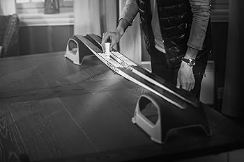 Amazon.com : HappyNorwegian Mr.Grippy Ski Tuning Stand : Sports Amazon.com : HappyNorwegian Mr.Grippy Ski Tuning Stand : Sports