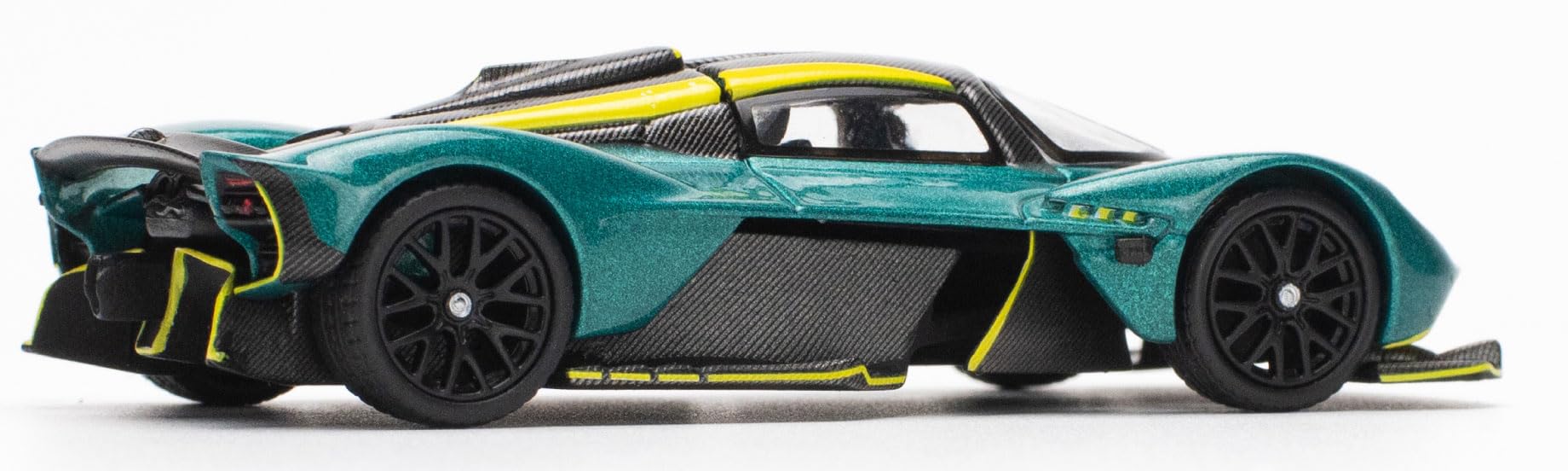 Amazon | POP RACE 1/64 Aston Martin Valkyrie - Viridian Green 完成