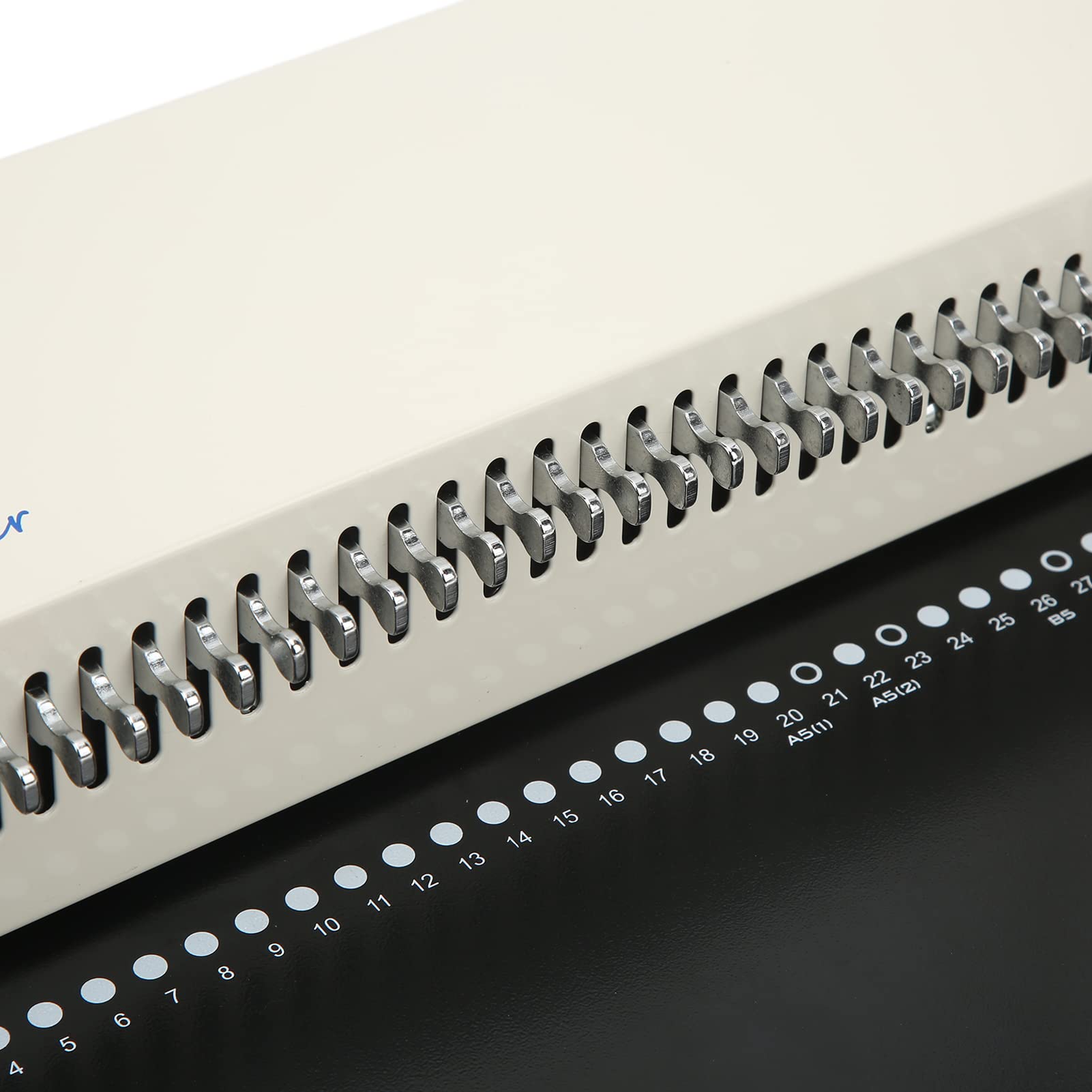 Cocoarm Perforatore per Fogli Sciolti Perforatore di Carta da Scrivania in Metallo Passo 9,5 Mm per A4 A5 B5 Capacità di 15 Fogli Margine Regolabile e Design a Leva per Ufficio Stampa Casa Negozio