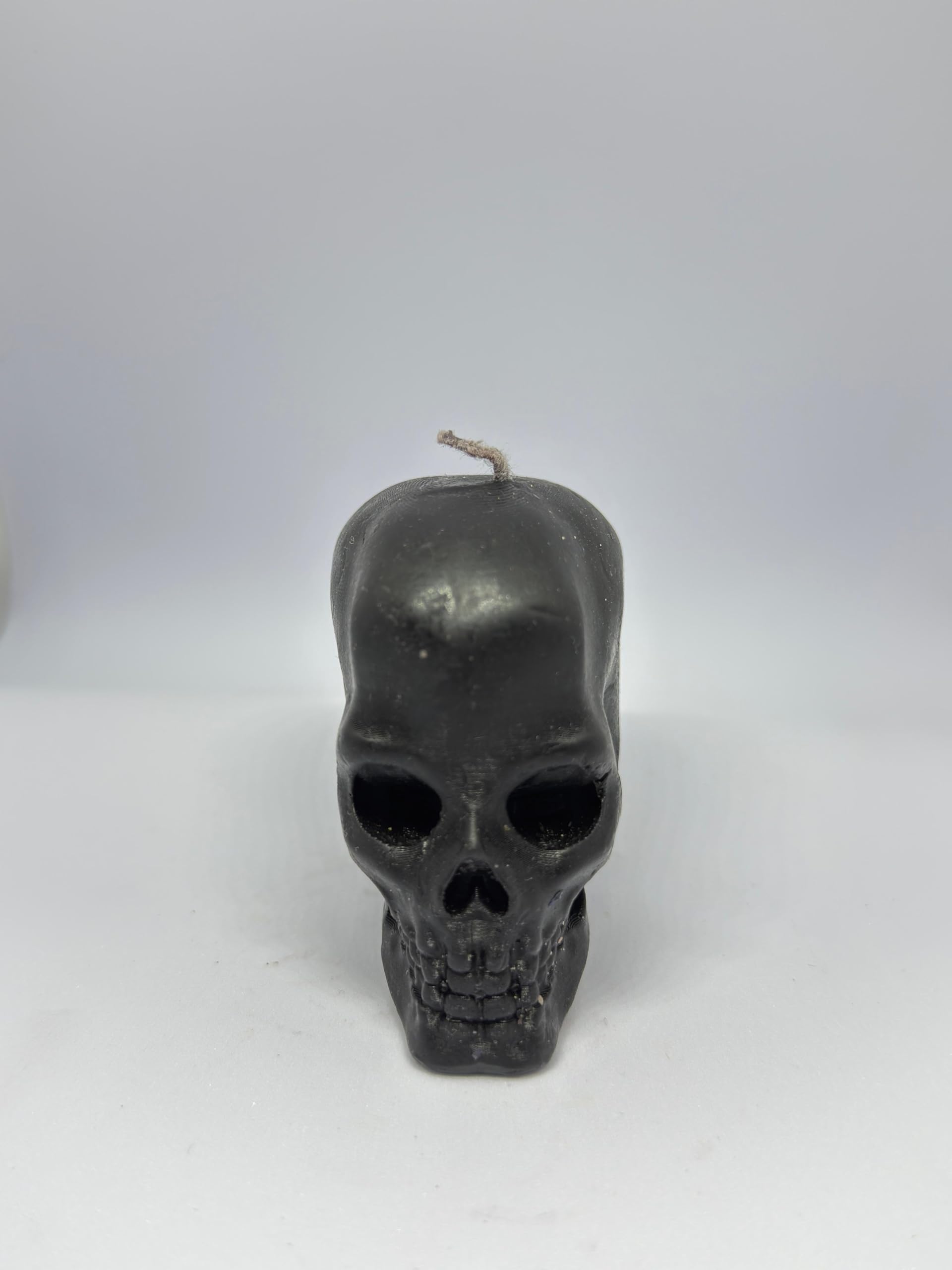 NeeaaN Candles Black Skull Shape Decorative Wax Candle- Unscented Soy & Paraffin Wax for Spell Casting, Home Decor, and Halloween - Perfect for Rituals and Aromatherapy (Human Skull)