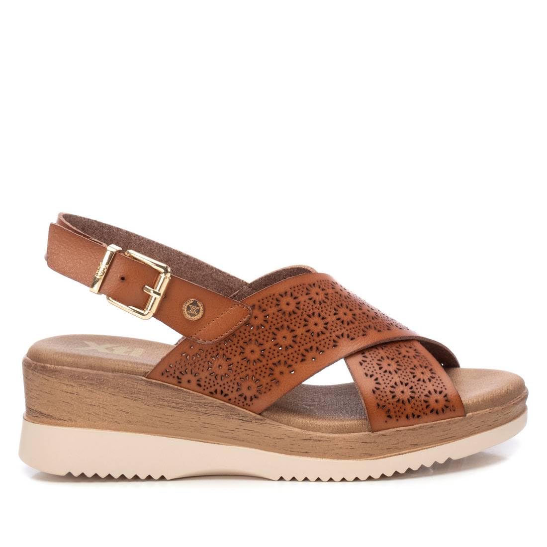 XTI 14385201, Woman Sandal, Camel 38, 7 UK