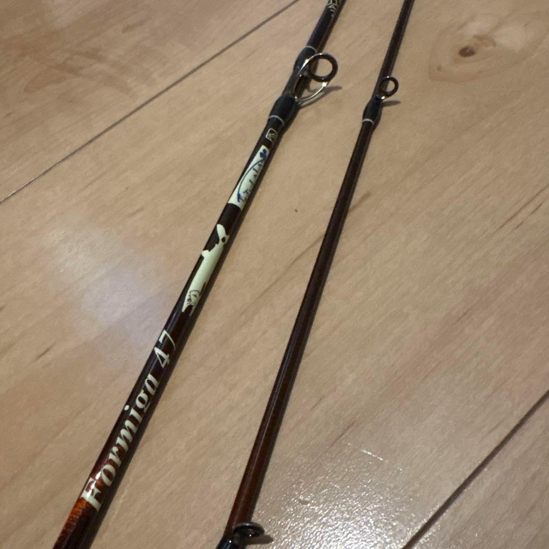 Formiga 47 トラウトロッド ロッドケース付き