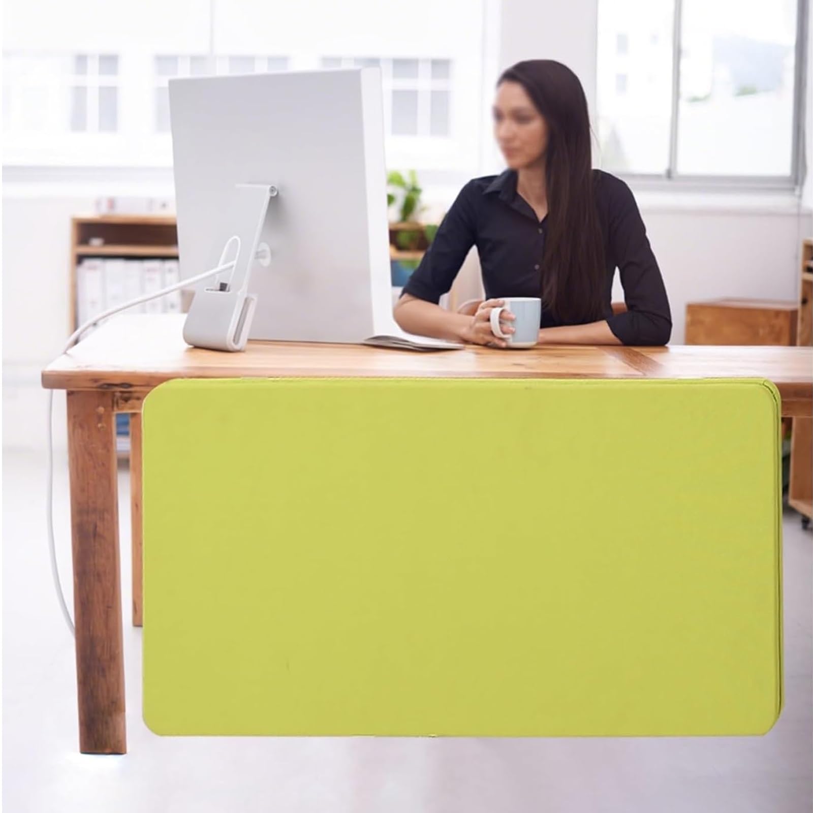 UnderDesk - Pannello privacy per postazioni di lavoro da ufficio, 115 x 30 cm, divisorio commerciale per postazioni di lavoro, migliora la privacy e la gestione dello spazio