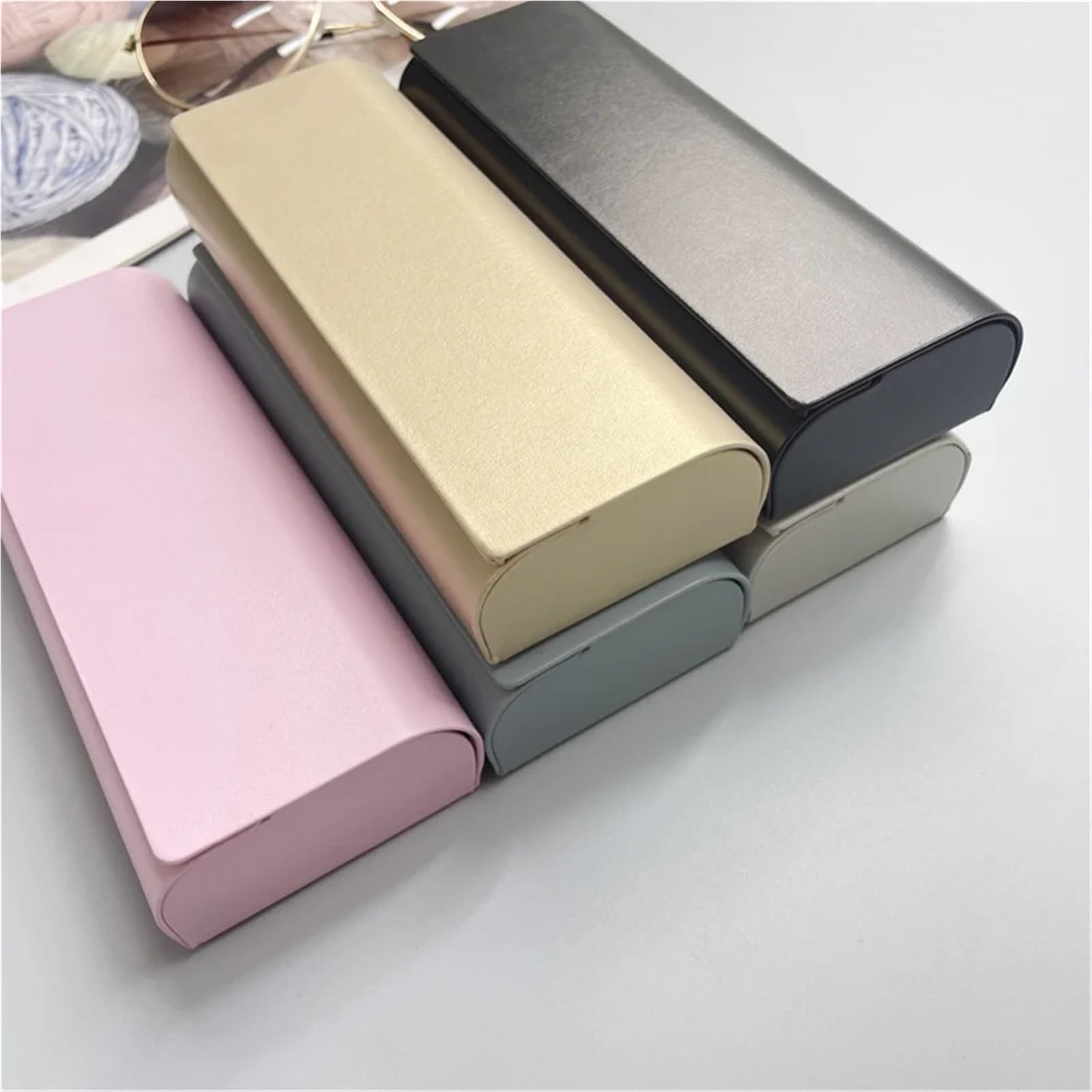 Brillenetui 2 stücke Tragbare Metall Gläser Fall for Frauen Sonnenbrille Lagerung Box Einfache Feste Farbe Brillen Zubehör FüR Lesebrille Sportbrille(Gold)