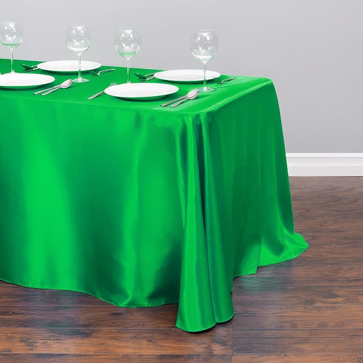 Chickwin Solid Colors Satin Tablecloth Rectangular Silky Table Cloth Washable Polyester Fabric for Indoor Outdoor Weddings Hotel Restaurant Banquet Table Decoration (Green,145x220cm)