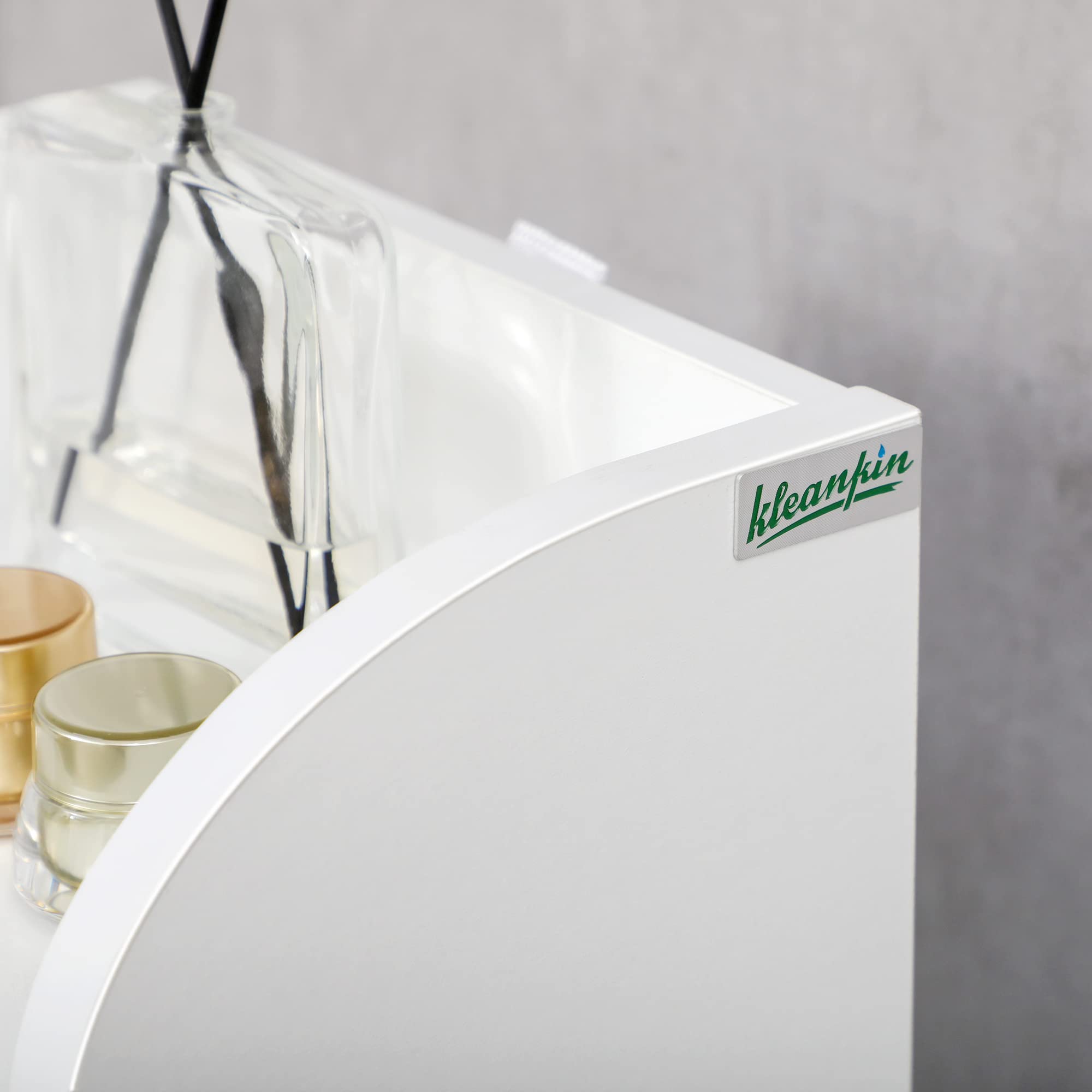 kleankin Armario de Baño Columna Auxiliar de Baño Armario Multiusos con Estante Ajustable y Portarrollos de Papel para Dormitorio 23x18x100 cm Blanco