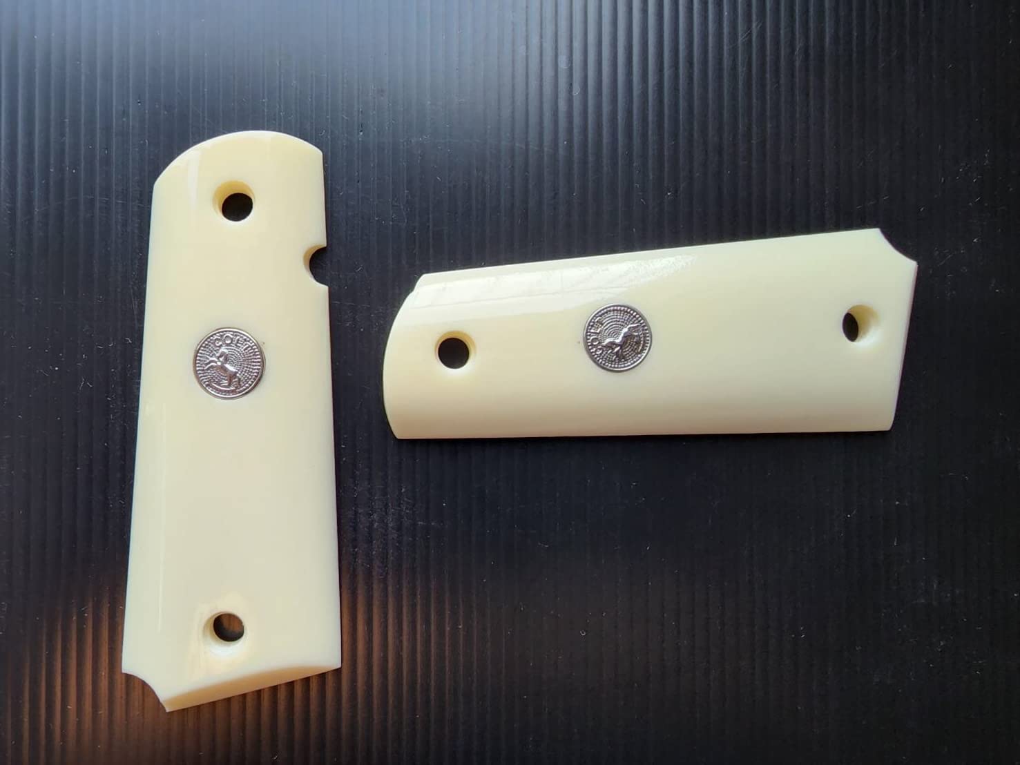 [BMPL] Ivory White Resin Gun Grips Compatible Replacement for 1911 Full Size, Government, Full Size Clones, Polyester ,Silver Medallion ,Thai Handmade, White Ivory