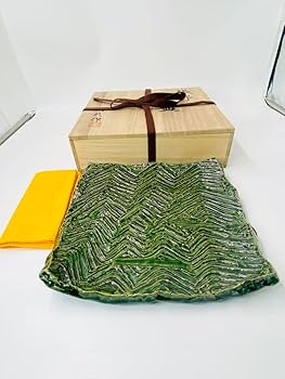 【翔武窯】織部　四方皿　道場六三郎デザイン　角皿　桐共箱　美品　限定　27.5㎝ Amazon.co.jp: 翔武窯織部 四方皿 道場六三郎デザイン 角皿 桐共