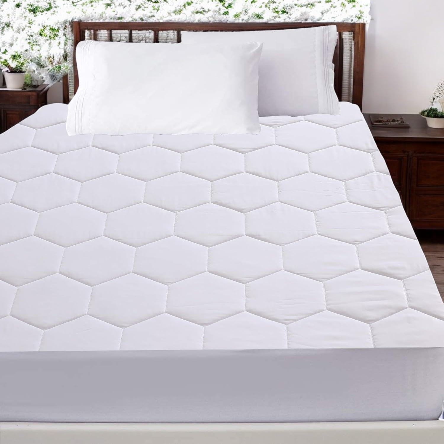 HOMEVIBE Quilted Hypoallergenic Mattress Protector – Extra Deep Fitted Cover, Soft, Breathable, Waterproof Protection for All Bed Sizes (Single)