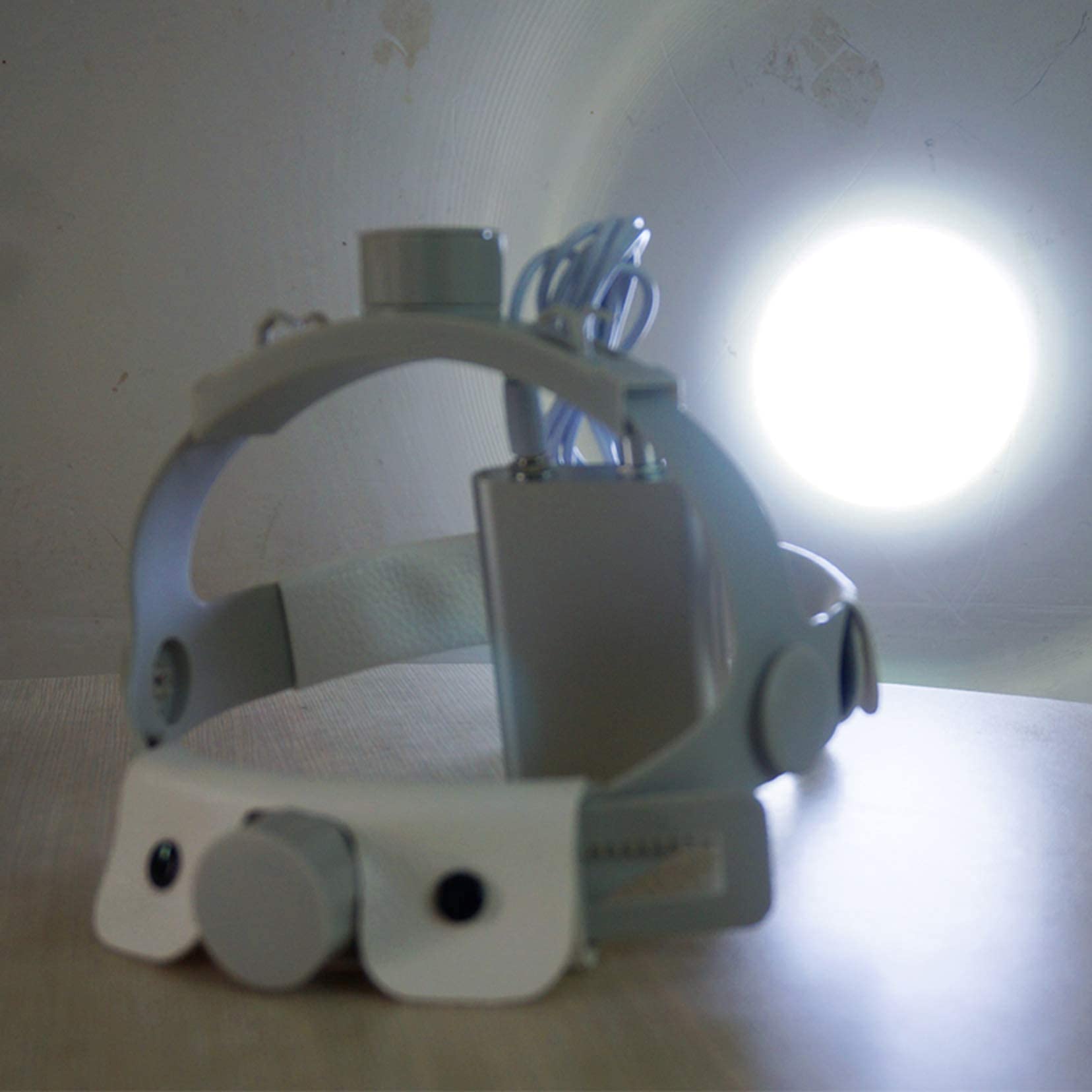 Occhialini odontoiatrici, 2.5X/3.5X Occhialini binoculari medici chirurgici per dentisti, lente d'ingrandimento montata sulla testa, con lampada frontale a LED + scatola in alluminio argento,