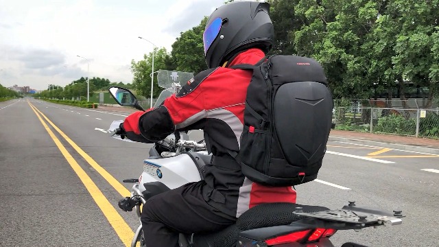 KINGSLONG Sacs à dos Moto Pour Hommes,Sac à dos Pour Ordinateur Portable 15-17,3 Pouces Tech étanche Avec Port USB Voyage Sac à dos Rigide Moto Outdoor Sac à dos
